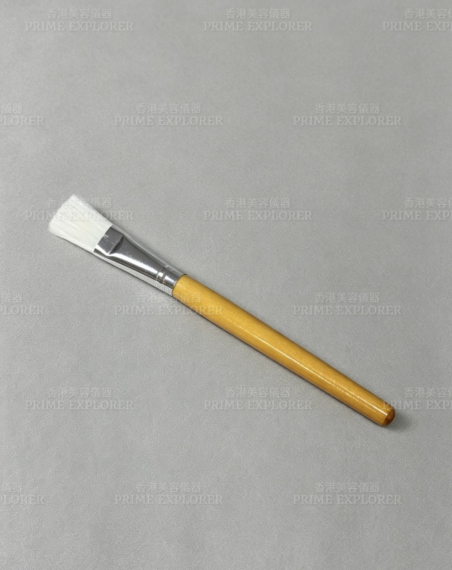 199R Wooden Handle Mask Brush (White)